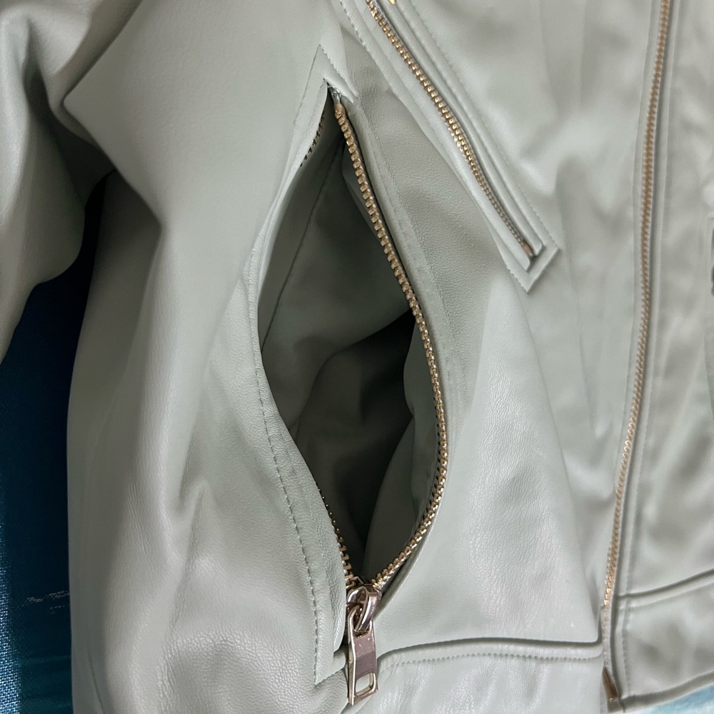 ❄️Zara Women's mint green Sage Moto Leather Jacket with Sleek Modern Feminine - Picture 4 of 13